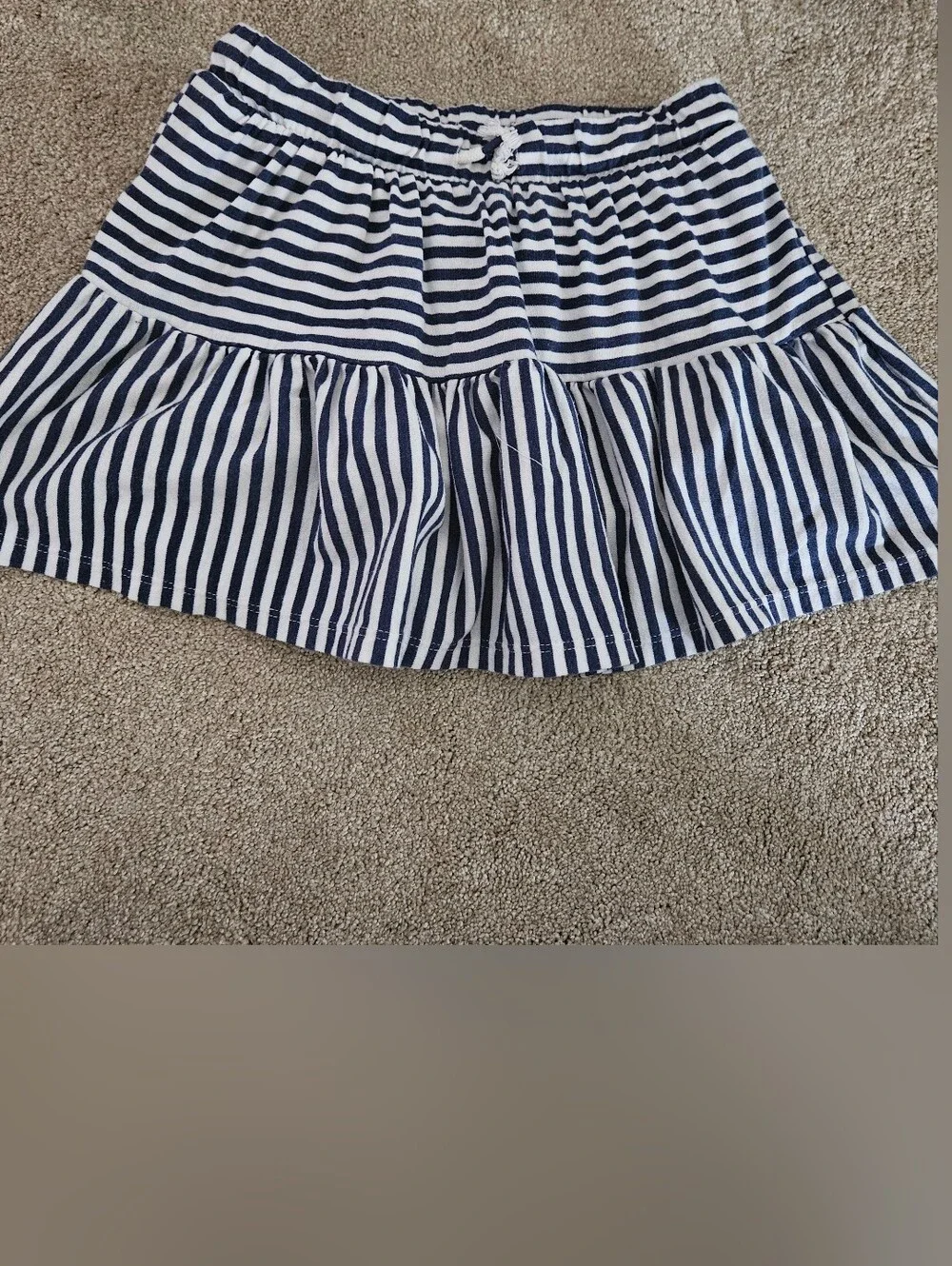 Cat & Jack Navy and White Stripe Skort, 8